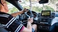 auto řidič mercedes-benz-1036355 1280